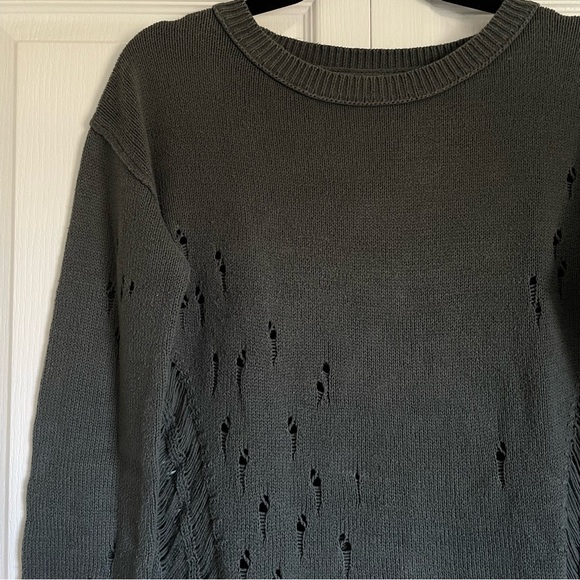 Women’s Nordstrom Rubbish Distressed Khaki Pullover Sweater - Small - Picture 3 of 7